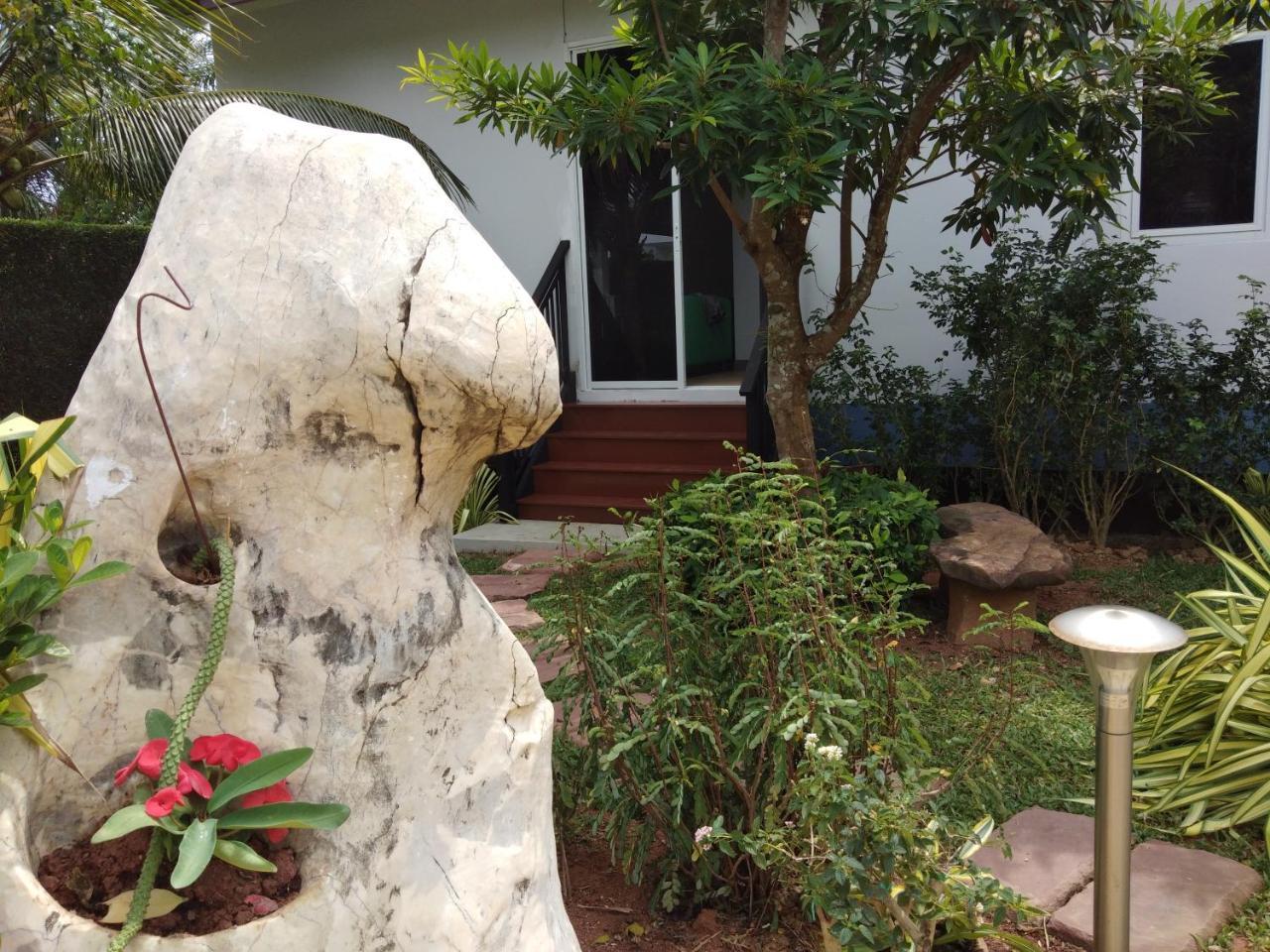 La Maison Ya Nui Resort Phuket Rawai ภายนอก รูปภาพ