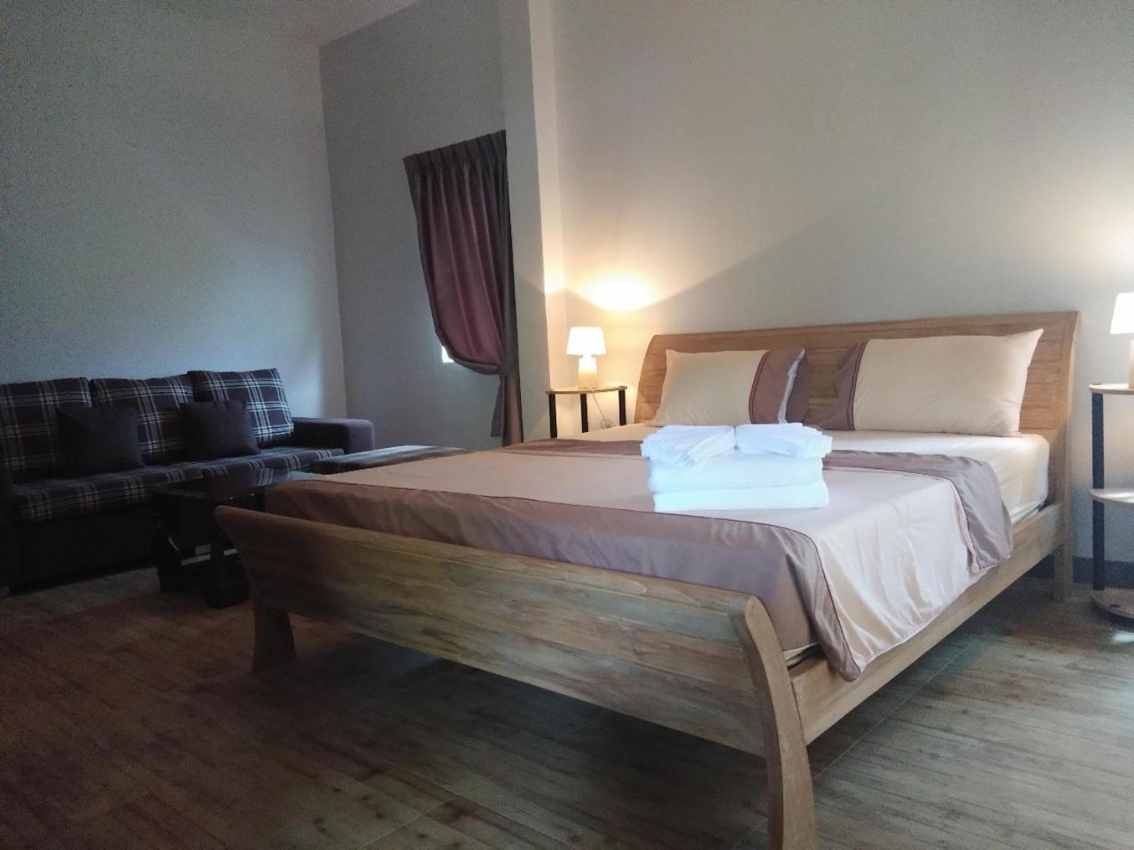 La Maison Ya Nui Resort Phuket Rawai ภายนอก รูปภาพ